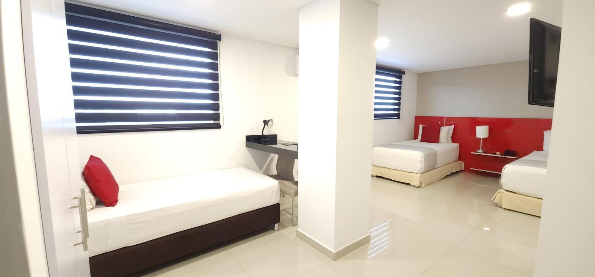 Hotel Blue 66 Cali